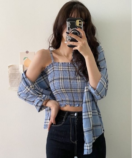 SONA（ソナ）の「SONYUNARA [SET]チェックスモークバンディングキャミ+シャツ（シャツ/ブラウス・レディース・ブルー/ホワイト・FREE）」の4枚目の写真