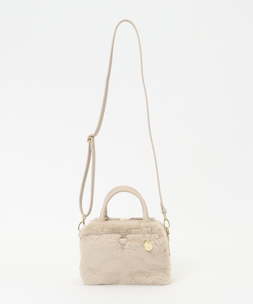 ikka（イッカ）の「エコファーミニ手提げショルダーバッグ（ショルダーバッグ・レディース・オフホワイト/ダークグリーン/ブラウン/ピンク・FREE）」の7枚目の写真