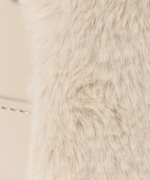 ikka（イッカ）の「エコファーミニ手提げショルダーバッグ（ショルダーバッグ・レディース・オフホワイト/ダークグリーン/ブラウン/ピンク・FREE）」の18枚目の写真