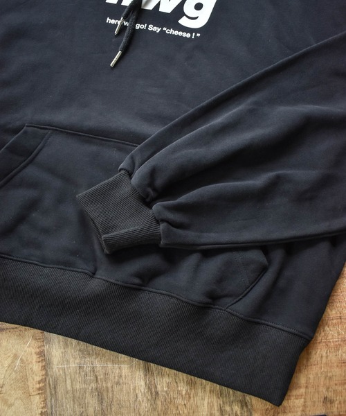 HWG_5(エイチダブルゴー)の「HWG_5オリジナル ビッグシルエットロゴパーカー - hwg -(パーカー・レディース・ピンク/ホワイト/ブラック・FREE)」の11枚目の写真