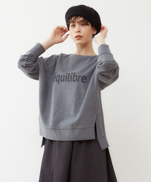 MELROSE claire(メルローズ クレール)の「【大人ロゴ微起毛裏毛☆暖かいリラックストレーナー】(スウェット・レディース・ブラウン/グレー/オフホワイト・FREE)」の1枚目の写真