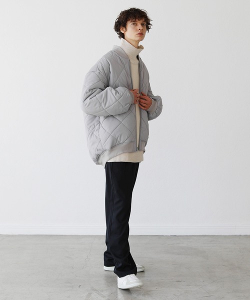 ASTRONOMY（アストロノミー）の「ボリューム中綿キルティングリバーシブルMA-1エコダウンブルゾン（MA-1・メンズ・アッシュグレー/オフホワイト/チャコールグレー/カーキ/ブラウン/ブラック・L/S/M/XL）」の8枚目の写真