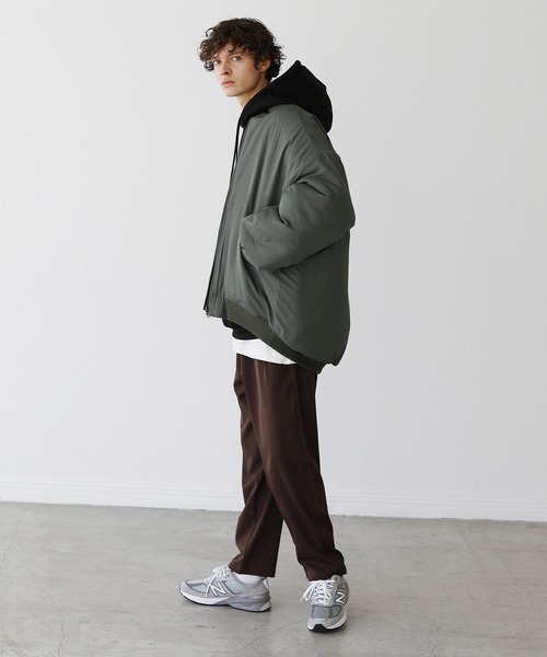 ASTRONOMY（アストロノミー）の「ボリューム中綿キルティングリバーシブルMA-1エコダウンブルゾン（MA-1・メンズ・アッシュグレー/オフホワイト/チャコールグレー/カーキ/ブラウン/ブラック・L/S/M/XL）」の17枚目の写真