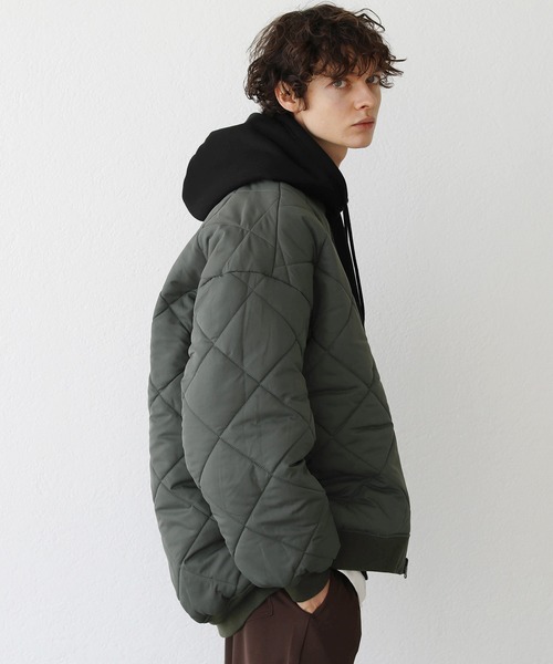 ASTRONOMY（アストロノミー）の「ボリューム中綿キルティングリバーシブルMA-1エコダウンブルゾン（MA-1・メンズ・アッシュグレー/オフホワイト/チャコールグレー/カーキ/ブラウン/ブラック・L/S/M/XL）」の19枚目の写真