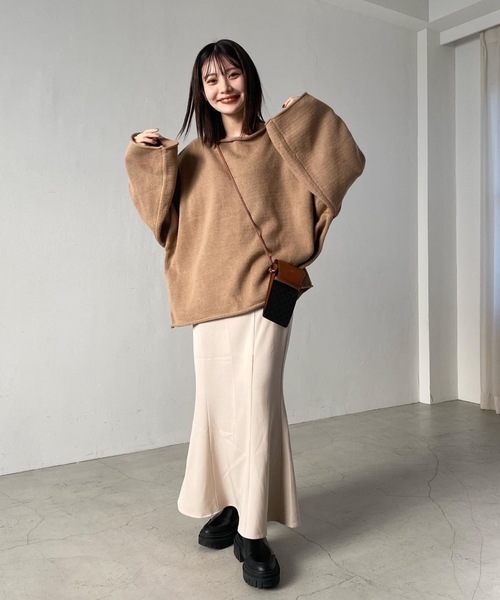 バックスリットマーメイドスカート