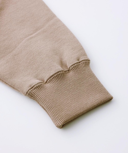MILKFED.（ミルクフェド）の「MINI STENCIL SWEAT TOP（スウェット・レディース・オフホワイト/ベージュ/ブラック/ライトピンク・ONE SIZE）」の6枚目の写真