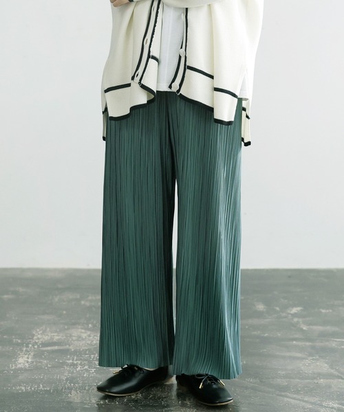 GeeRA(ジーラ)の「セルフカットランダムプリーツパンツ(その他パンツ・レディース・ブラック/グリーン/モカ/ストライプ・SMALL/MEDIUM/LARGE/X-LARGE/XX-LARGE)」の3枚目の写真