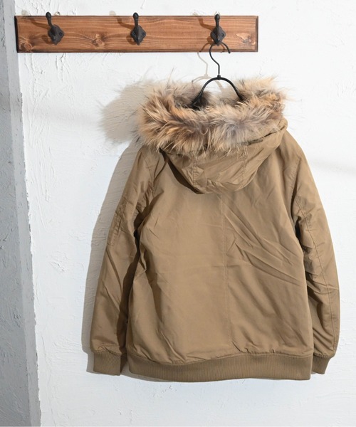 Burner(バーナー)の「【BURNER SELECT】リアルファー中綿N2Bジャケット(ミリタリージャケット・メンズ・ベージュ/カーキ・M)」の6枚目の写真