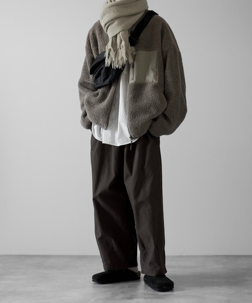 RUUBON（ルーボン）の「【RUUBON】raschel weave soft muffler / ラッセルウェーブ ソフトマフラー（マフラー・メンズ・ブラウン/ブラック/ナチュラル/ダークブラウン/ダークブラック/ベージュ・FREE）」の17枚目の写真