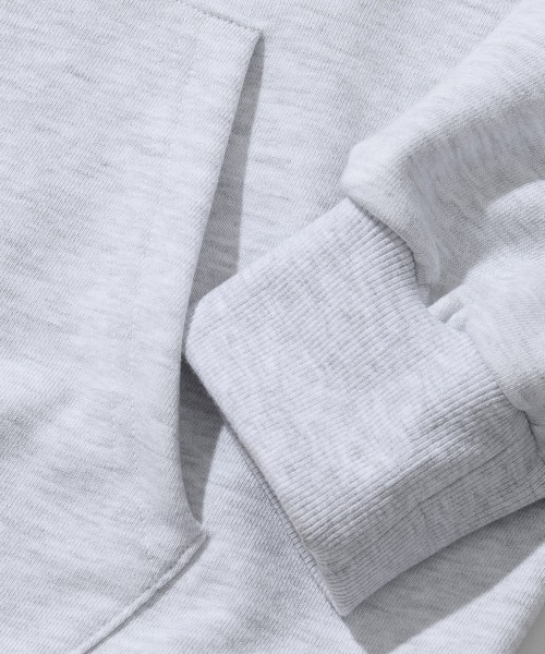 FCMM(エフシーエムエム)の「AUTHENTIC BIG LOGO HOODIE/オウセンティックビックロゴフーディー(パーカー・メンズ・ブラック/グレー系その他・MEDIUM/LARGE)」の5枚目の写真