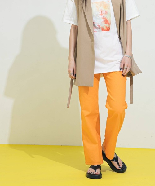 bohmal（ボマール）の「スクエアトゥトングサンダル（サンダル・レディース・ブラック/ピンク/ロイヤルブルー/ホワイト・23.0cm/24.0cm/24.5cm/23.5cm）」の21枚目の写真