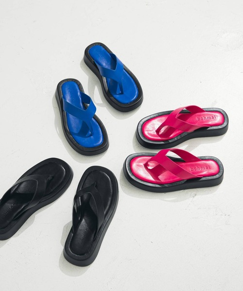 bohmal（ボマール）の「スクエアトゥトングサンダル（サンダル・レディース・ブラック/ピンク/ロイヤルブルー/ホワイト・23.0cm/24.0cm/24.5cm/23.5cm）」の15枚目の写真
