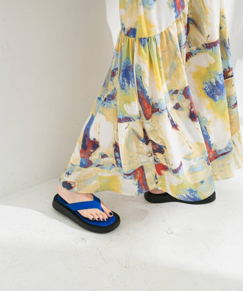 bohmal（ボマール）の「スクエアトゥトングサンダル（サンダル・レディース・ブラック/ピンク/ロイヤルブルー/ホワイト・23.0cm/24.0cm/24.5cm/23.5cm）」の9枚目の写真