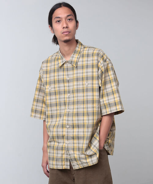 BEAMS(ビームス)の「BEAMS / T/Cツイル ワーク チェックイージーシャツ(シャツ/ブラウス・メンズ・ベージュ/グリーン・SMALL/MEDIUM/LARGE/X-LARGE)」の11枚目の写真