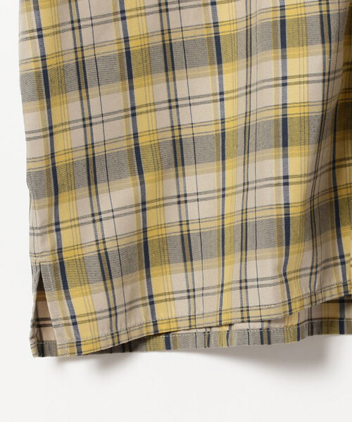 BEAMS(ビームス)の「BEAMS / T/Cツイル ワーク チェックイージーシャツ(シャツ/ブラウス・メンズ・ベージュ/グリーン・SMALL/MEDIUM/LARGE/X-LARGE)」の15枚目の写真