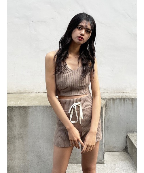 ENVYM（アンビー）の「リブニットキャミソール（キャミソール・レディース・グレー/ブラック/ベージュ・FREE）」の21枚目の写真