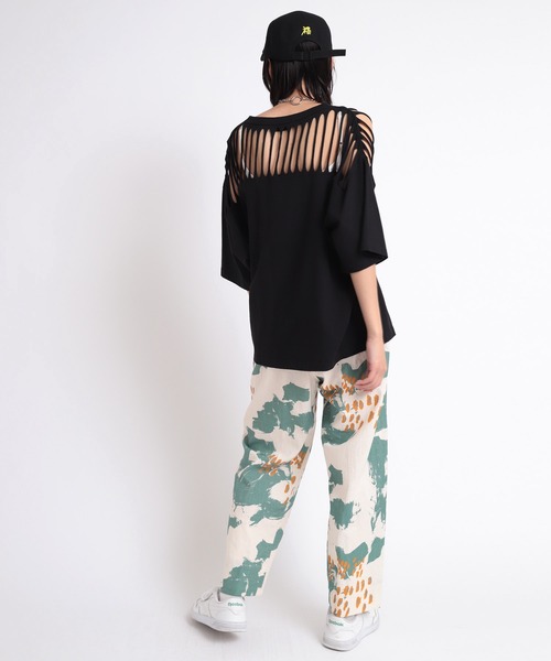 RNA（アールエヌエー）の「R3965 アブストラクトペイントイージーパンツ（その他パンツ・レディース・クリーム/サーモンピンク/ブラウン×イエロー・MEDIUM）」の22枚目の写真