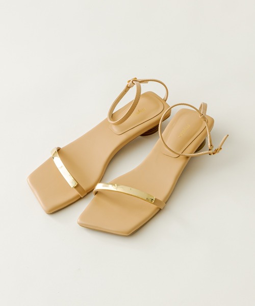 mystic（ミスティック）の「[otonamystic] ゴールドプレートサンダル（サンダル・レディース・ブラウン/ベージュ/グリーン・36/37/38）」の5枚目の写真