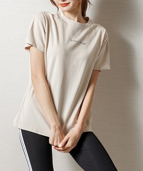 leune(ルネ)の「【leune】ロゴTシャツ ストリート トップス(その他トップス・レディース・ホワイト/ブラック/ネイビー/ベージュ・MEDIUM)」の3枚目の写真