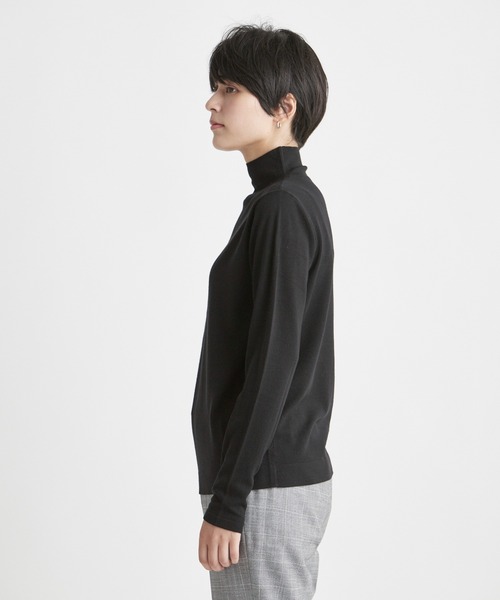 INED CLARO（イネドクラロ）の「ウォッシャブルウールハイネックニット（ニット/セーター・レディース・グレー/ブラック/ホワイト・フリー）」の12枚目の写真