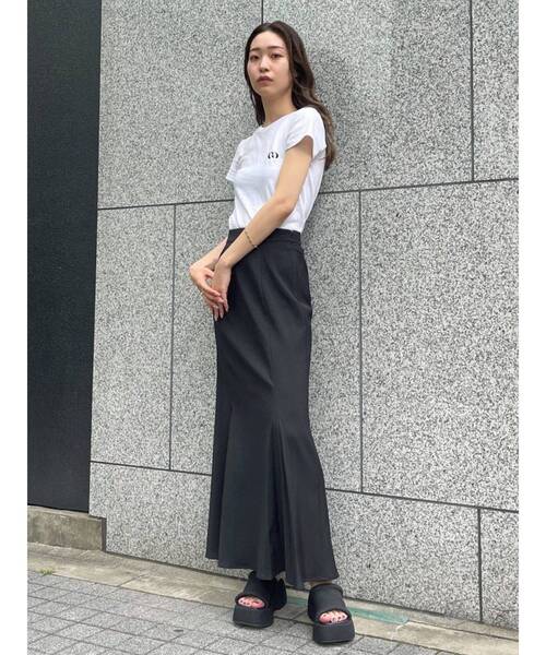 EMODA（エモダ）の「ハイウエストマーメイドスカート（スカート・レディース・イエロー/ホワイト/ブラック・MEDIUM/SMALL）」の5枚目の写真