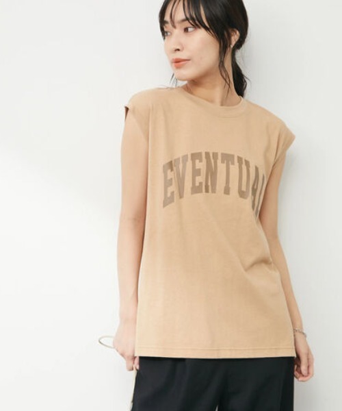 Green　Parks（グリーンパークス）の「フレンチスリーブカレッジロゴTシャツ（Tシャツ/カットソー・レディース・ブラック/オフホワイト/ベージュ・FREE）」の3枚目の写真