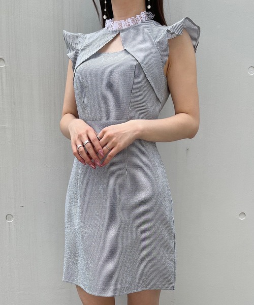 TITTY&CO.（ティティーアンドコー）の「【TITTY&CO.】ストライプミニワンピース（ワンピース・レディース・ブラック/ピンク/ブルー・SMALL/MEDIUM）」の3枚目の写真