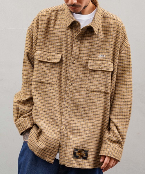 Subciety(サブサエティ)の「GIANT CHECK SHIRT(シャツ/ブラウス・メンズ・ブルー/イエロー・MEDIUM/LARGE/X-LARGE)」の2枚目の写真