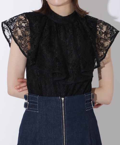 AND COUTURE（アンドクチュール）の「総レースフリルブラウス（シャツ/ブラウス・レディース・ブラック/ベージュ/オフホワイト/サックスブルー・MEDIUM）」の6枚目の写真