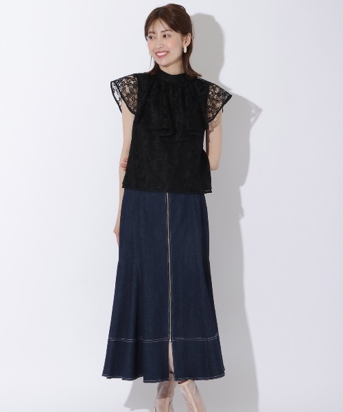 AND COUTURE（アンドクチュール）の「総レースフリルブラウス（シャツ/ブラウス・レディース・ブラック/ベージュ/オフホワイト/サックスブルー・MEDIUM）」の17枚目の写真