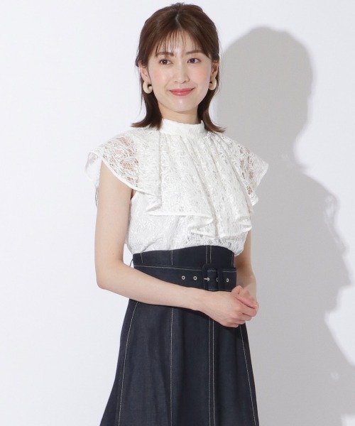 AND COUTURE（アンドクチュール）の「総レースフリルブラウス（シャツ/ブラウス・レディース・ブラック/ベージュ/オフホワイト/サックスブルー・MEDIUM）」の9枚目の写真