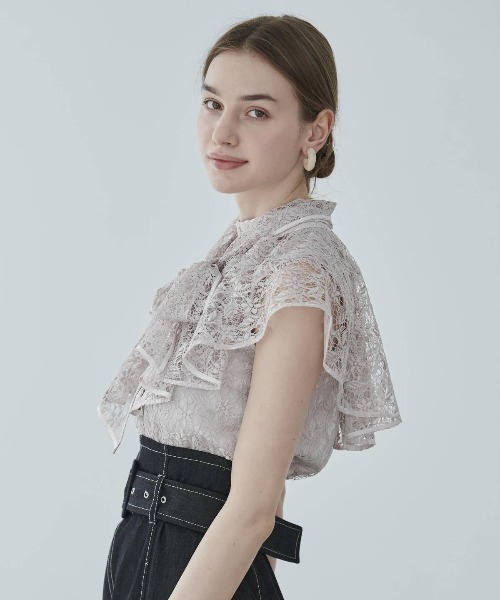 AND COUTURE（アンドクチュール）の「総レースフリルブラウス（シャツ/ブラウス・レディース・ブラック/ベージュ/オフホワイト/サックスブルー・MEDIUM）」の14枚目の写真