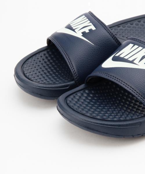 BEAMS BOY(ビームスボーイ)の「NIKE / ベナッシ JDI(サンダル・レディース・ブラック/ネイビー・23/24/25)」の6枚目の写真