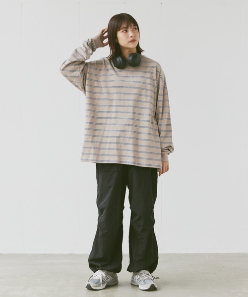 flaner(フラネ)の「Loose mulch border long tee/ルーズマルチボーダーロンT(Tシャツ/カットソー・レディース・ホワイト/ベージュ・MEDIUM/LARGE)」の5枚目の写真