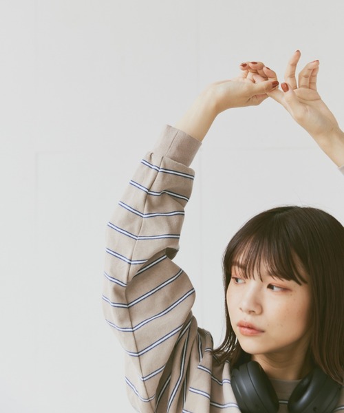 flaner(フラネ)の「Loose mulch border long tee/ルーズマルチボーダーロンT(Tシャツ/カットソー・レディース・ホワイト/ベージュ・MEDIUM/LARGE)」の10枚目の写真