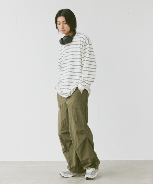 flaner(フラネ)の「Loose mulch border long tee/ルーズマルチボーダーロンT(Tシャツ/カットソー・レディース・ホワイト/ベージュ・MEDIUM/LARGE)」の18枚目の写真