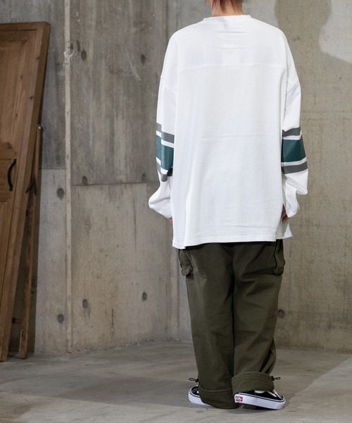 JOHN'S CLOSET（ジョンズクローゼット）の「【13】カレッジロゴ フットボールTシャツ（Tシャツ/カットソー・メンズ・ホワイト/アッシュグレー/ネイビー/グリーン/マスタード・MEDIUM/LARGE）」の16枚目の写真