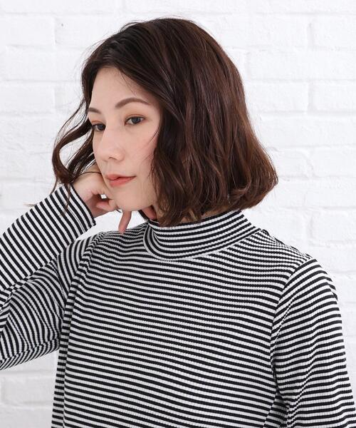 SHOO・LA・RUE（シューラルー）の「◆三角テレコ ハイネック プルオーバー（Tシャツ/カットソー・レディース・ブラック/ホワイト系/ブラック系2・02/03）」の8枚目の写真