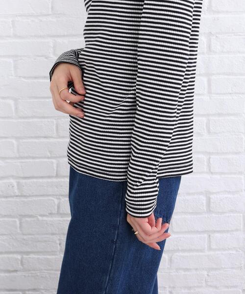 SHOO・LA・RUE（シューラルー）の「◆三角テレコ ハイネック プルオーバー（Tシャツ/カットソー・レディース・ブラック/ホワイト系/ブラック系2・02/03）」の9枚目の写真