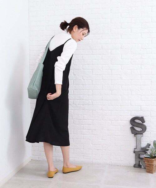 SHOO・LA・RUE（シューラルー）の「◆三角テレコ ハイネック プルオーバー（Tシャツ/カットソー・レディース・ブラック/ホワイト系/ブラック系2・02/03）」の16枚目の写真