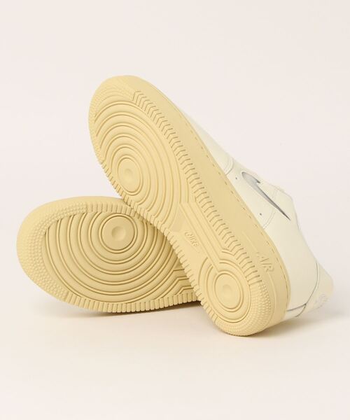 NIKEï¼ãã¤ã­ï¼ã®ãNIKE WMNS AIR FORCE 1 07 LX DO9456-100ï¼ã¹ãã¼ã«ã¼ï¼ã - WEAR