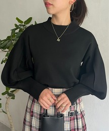 ロングカフス袖ボリュームニット