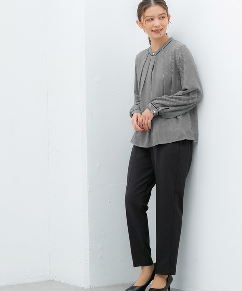 Honeys（ハニーズ）の「あったか裏地配色ブラウス（シャツ/ブラウス・レディース・ホワイト×ブルー/ブラック系その他/ホワイト×ブラック/ピンク系その他/ネイビー・LL/L/M/S）」の12枚目の写真
