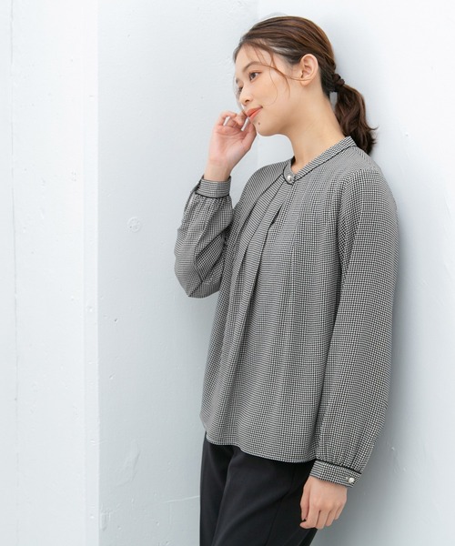 Honeys（ハニーズ）の「あったか裏地配色ブラウス（シャツ/ブラウス・レディース・ホワイト×ブルー/ブラック系その他/ホワイト×ブラック/ピンク系その他/ネイビー・LL/L/M/S）」の16枚目の写真