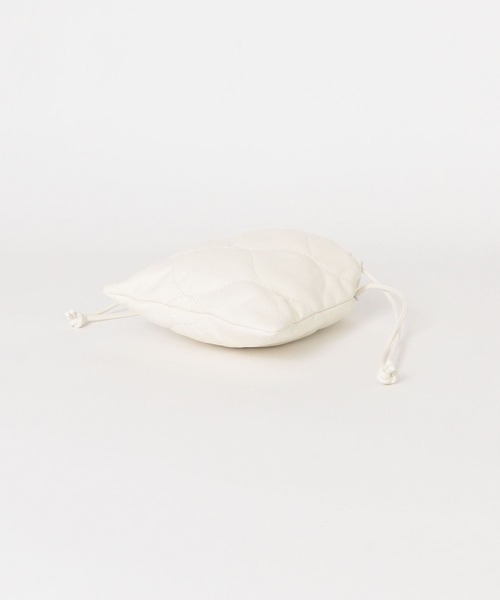 SENSE OF PLACE by URBAN RESEARCH（センスオブプレイスバイアーバンリサーチ）の「パデットキルトキンチャクショルダーバッグ（ショルダーバッグ・メンズ・ブラック/アイボリー・ONE）」の7枚目の写真