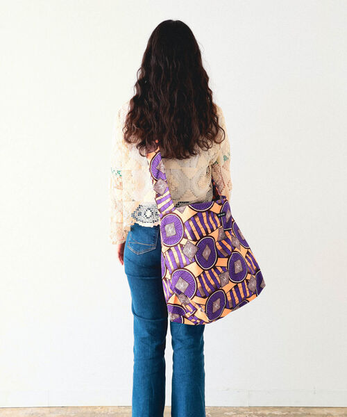 bpr BEAMS（ビーピーアール ビームス ）の「bPr BEAMS / バティック ショルダー エコ バッグ 2023（エコバッグ/サブバッグ・メンズ・その他4/その他/その他6/その他1/その他2/その他3/その他5・ONE SIZE）」の4枚目の写真