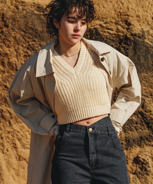 select MOCA（セレクトモカ）の「透かし編みニットショートベスト