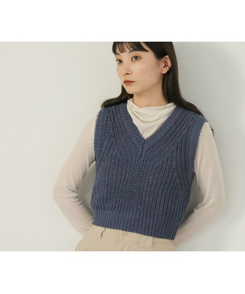 select MOCA(セレクトモカ)の「透かし編みニットショートベスト(ベスト・レディース・カーキ/アイボリー/ブラック/ブルー・FREE)」の16枚目の写真