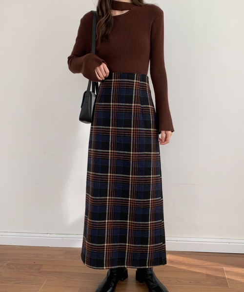 ECLIN（エクラン）の「バックスリットチェック柄ロングスカート（スカート・レディース・チャコールグレー/ベージュ/ネイビー・S/M）」の14枚目の写真