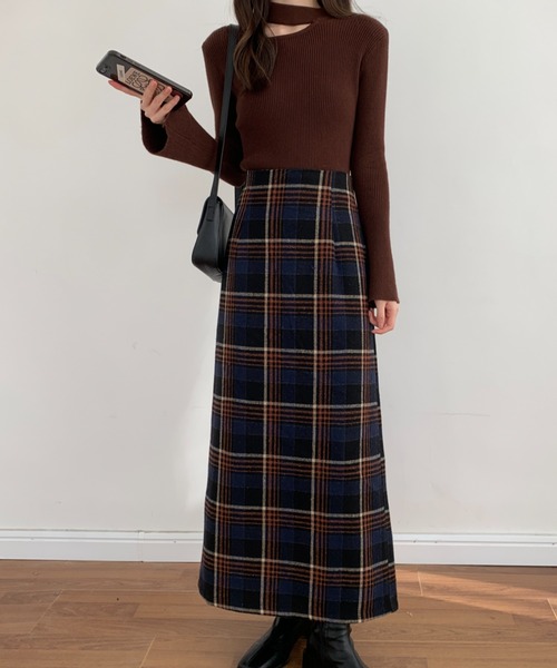 ECLIN（エクラン）の「バックスリットチェック柄ロングスカート（スカート・レディース・チャコールグレー/ベージュ/ネイビー・S/M）」の20枚目の写真